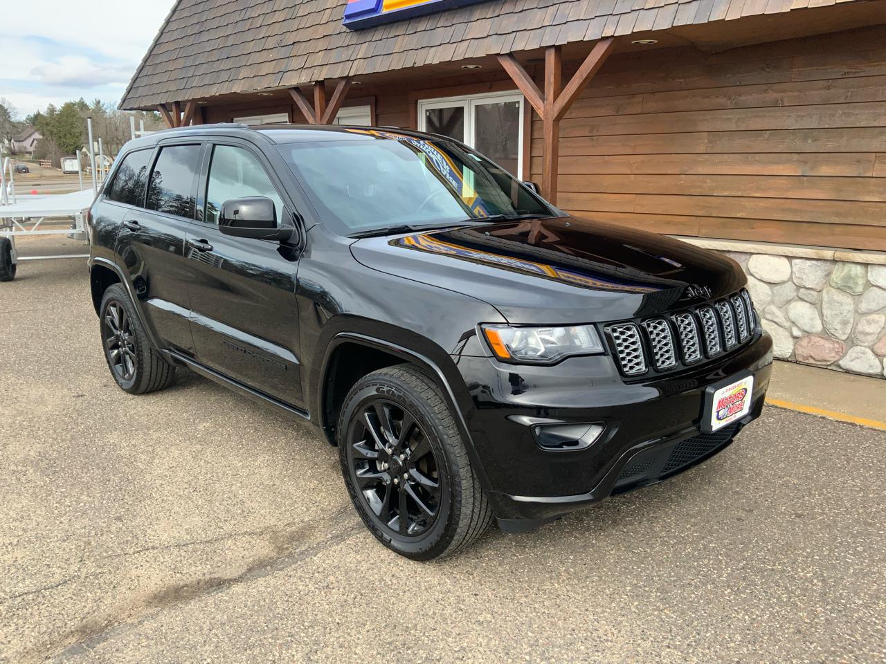 Jeep Grand Cherokee Laredo 4WD 2020
