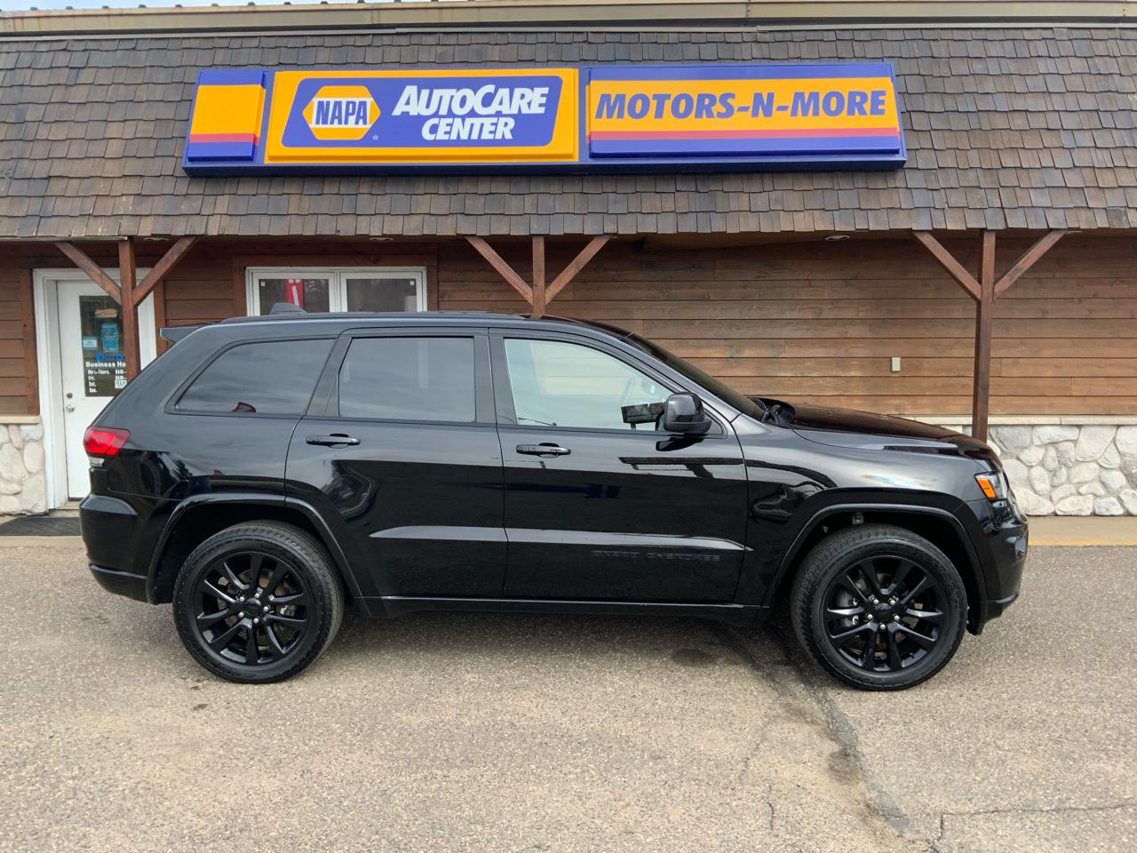 Jeep Grand Cherokee Laredo 4WD 2020