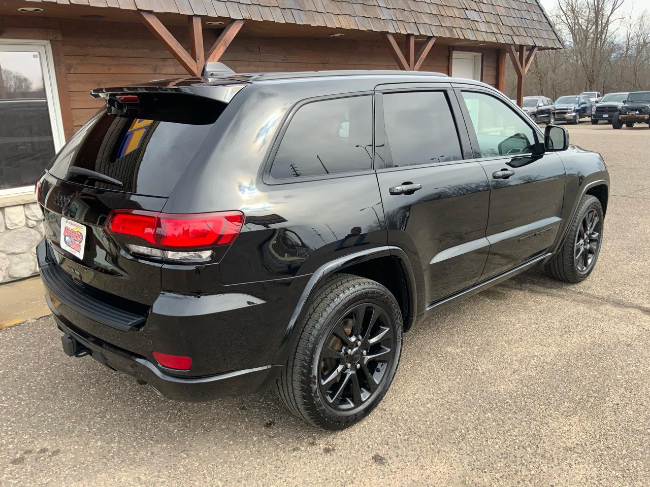 Jeep Grand Cherokee Laredo 4WD 2020