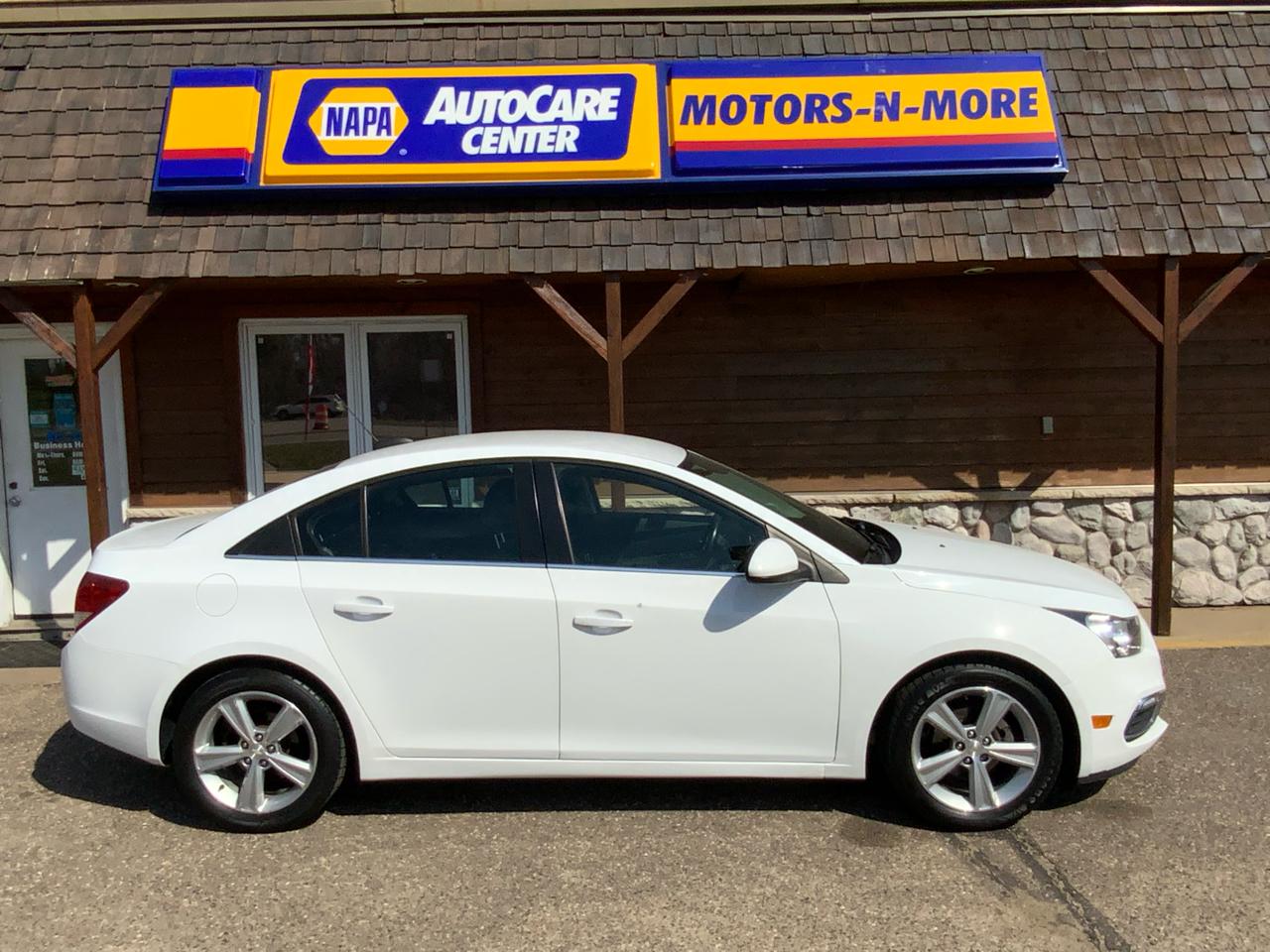 Chevrolet Cruze 2LT Auto 2015