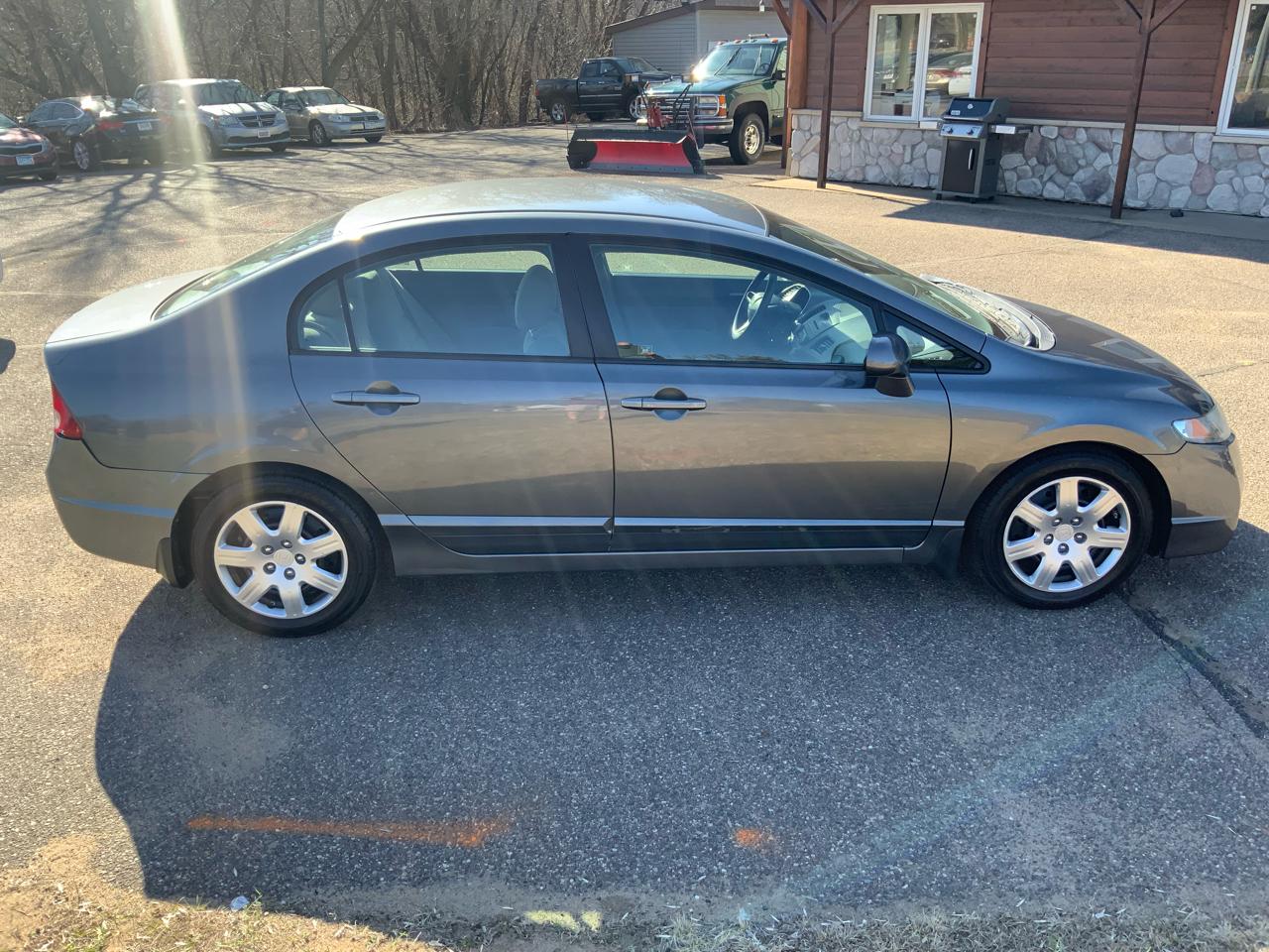 Honda Civic LX Sedan 5-Speed AT 2009