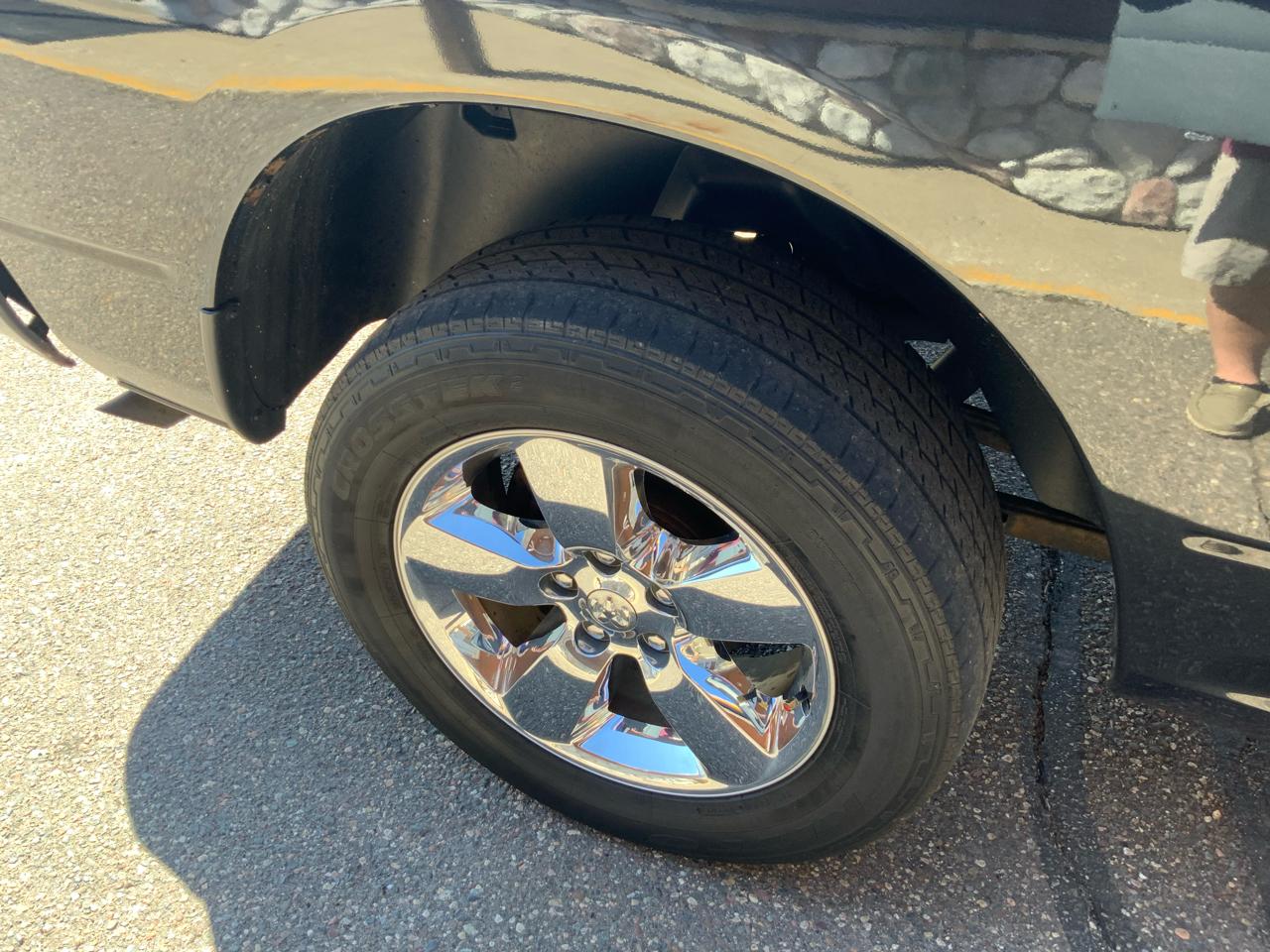 RAM 1500 Classic Tradesman Quad Cab 4WD 2019