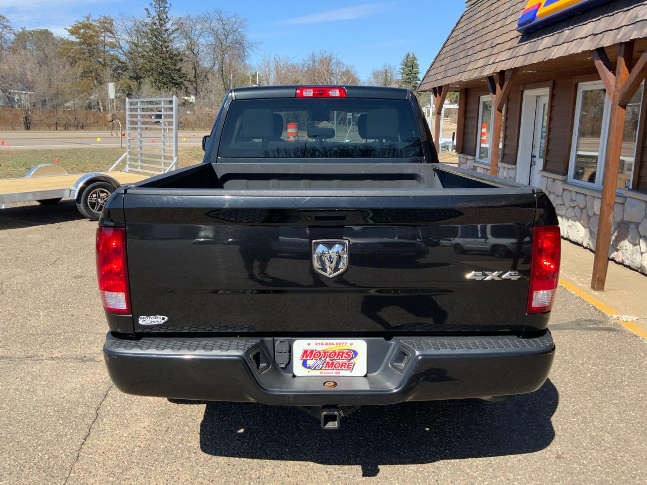 RAM 1500 Classic Tradesman Quad Cab 4WD 2019