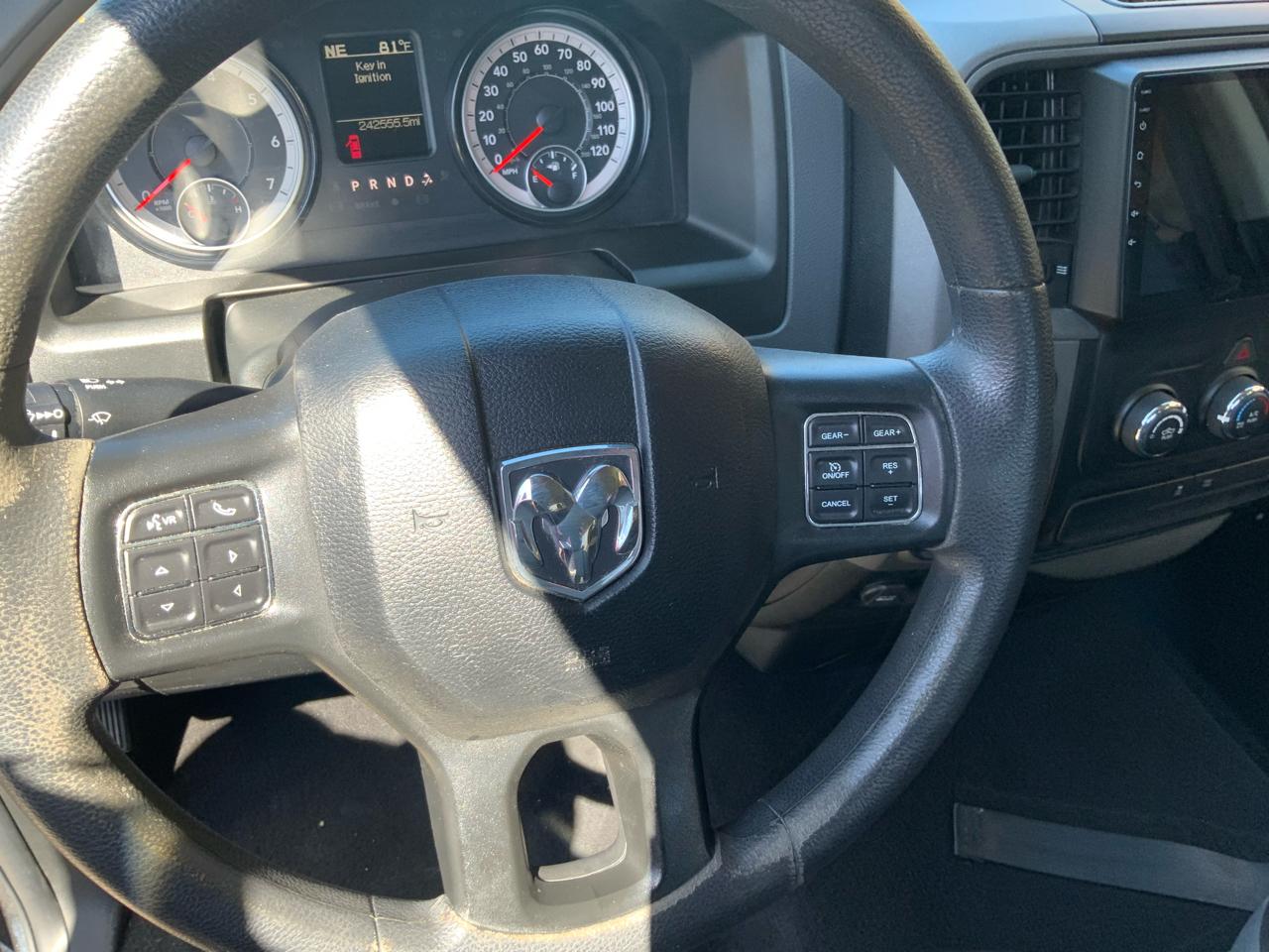 RAM 1500 Classic Tradesman Quad Cab 4WD 2019