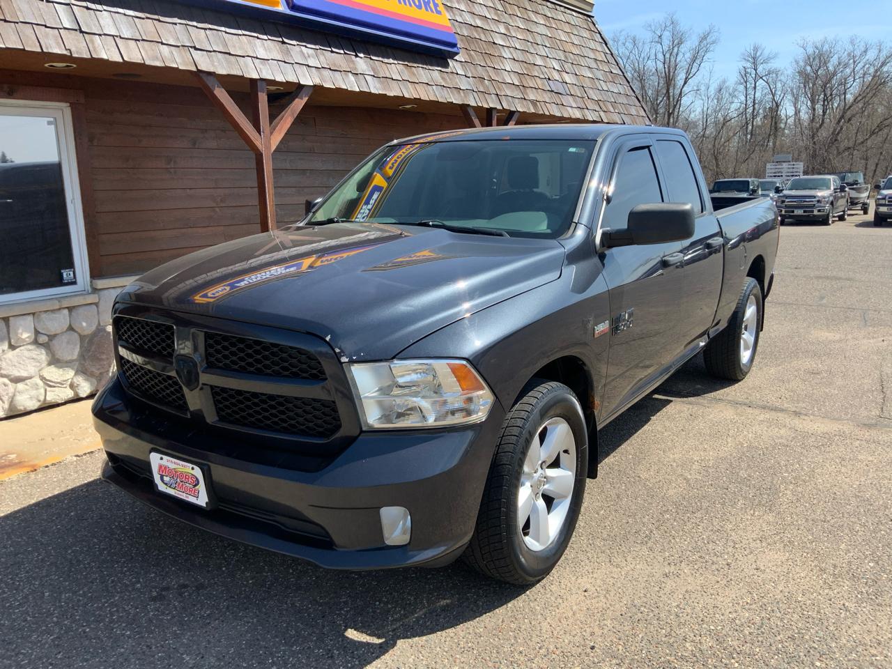 RAM 1500 Tradesman Quad Cab 4WD 2014