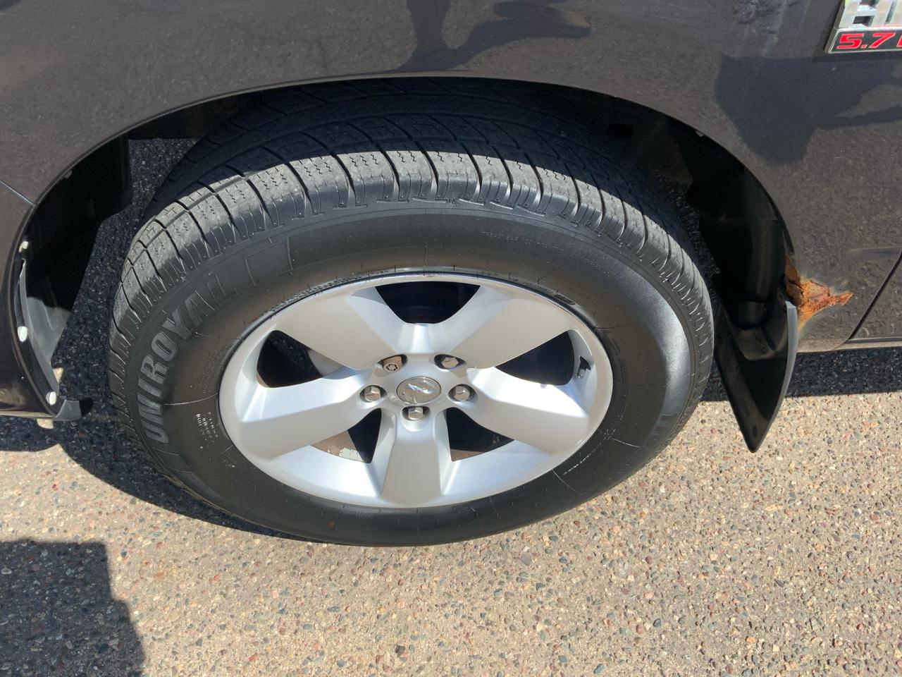 RAM 1500 Tradesman Quad Cab 4WD 2014