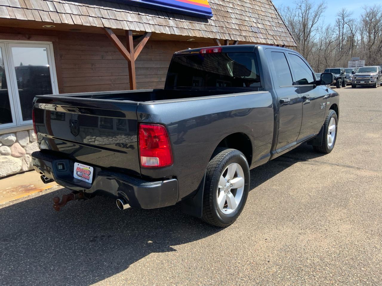 RAM 1500 Tradesman Quad Cab 4WD 2014