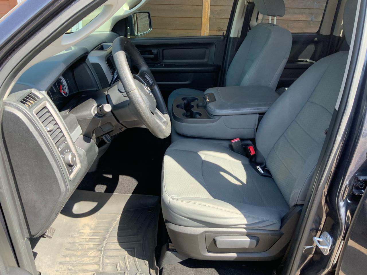RAM 1500 Tradesman Quad Cab 4WD 2014