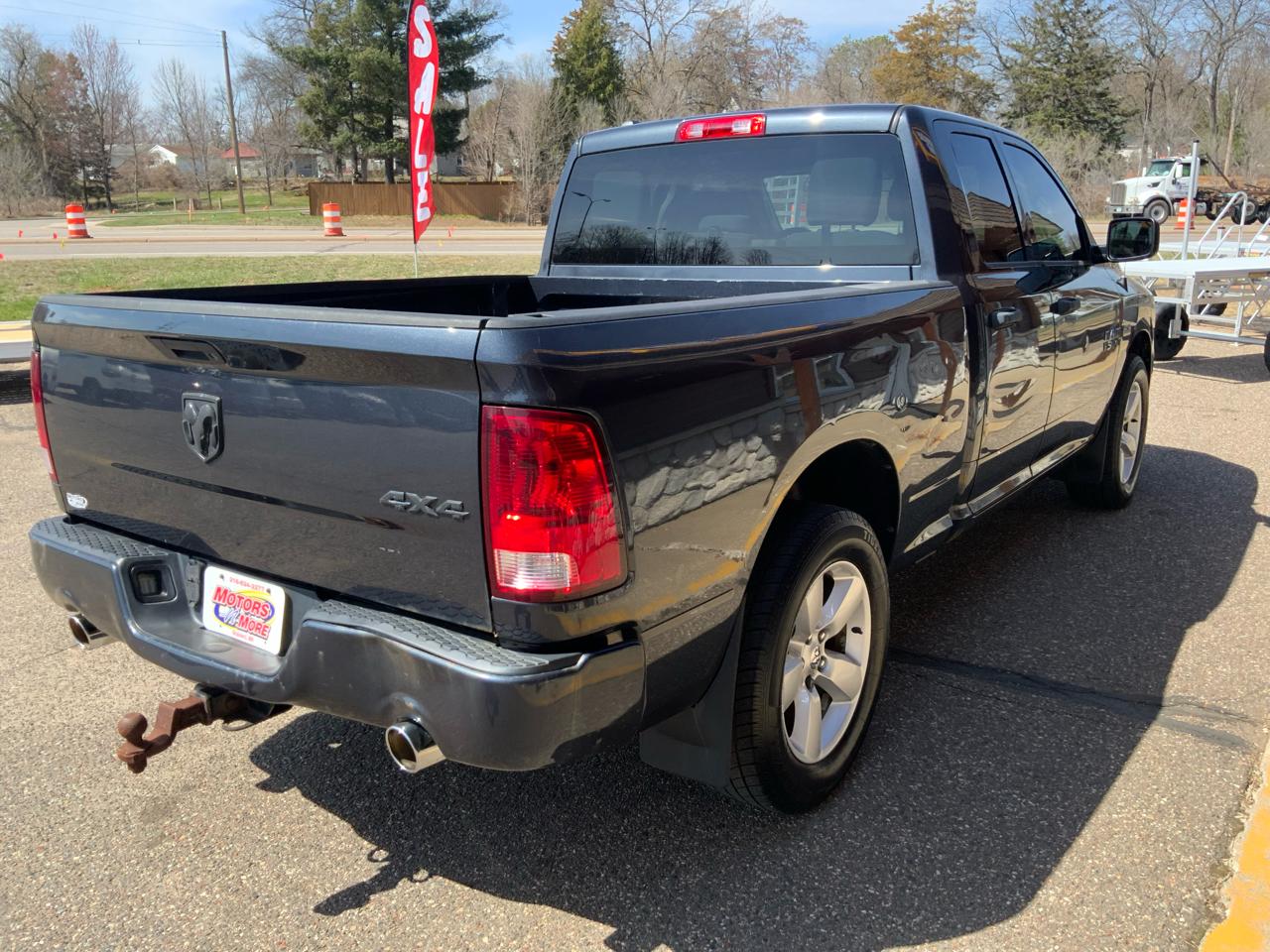 RAM 1500 Tradesman Quad Cab 4WD 2014