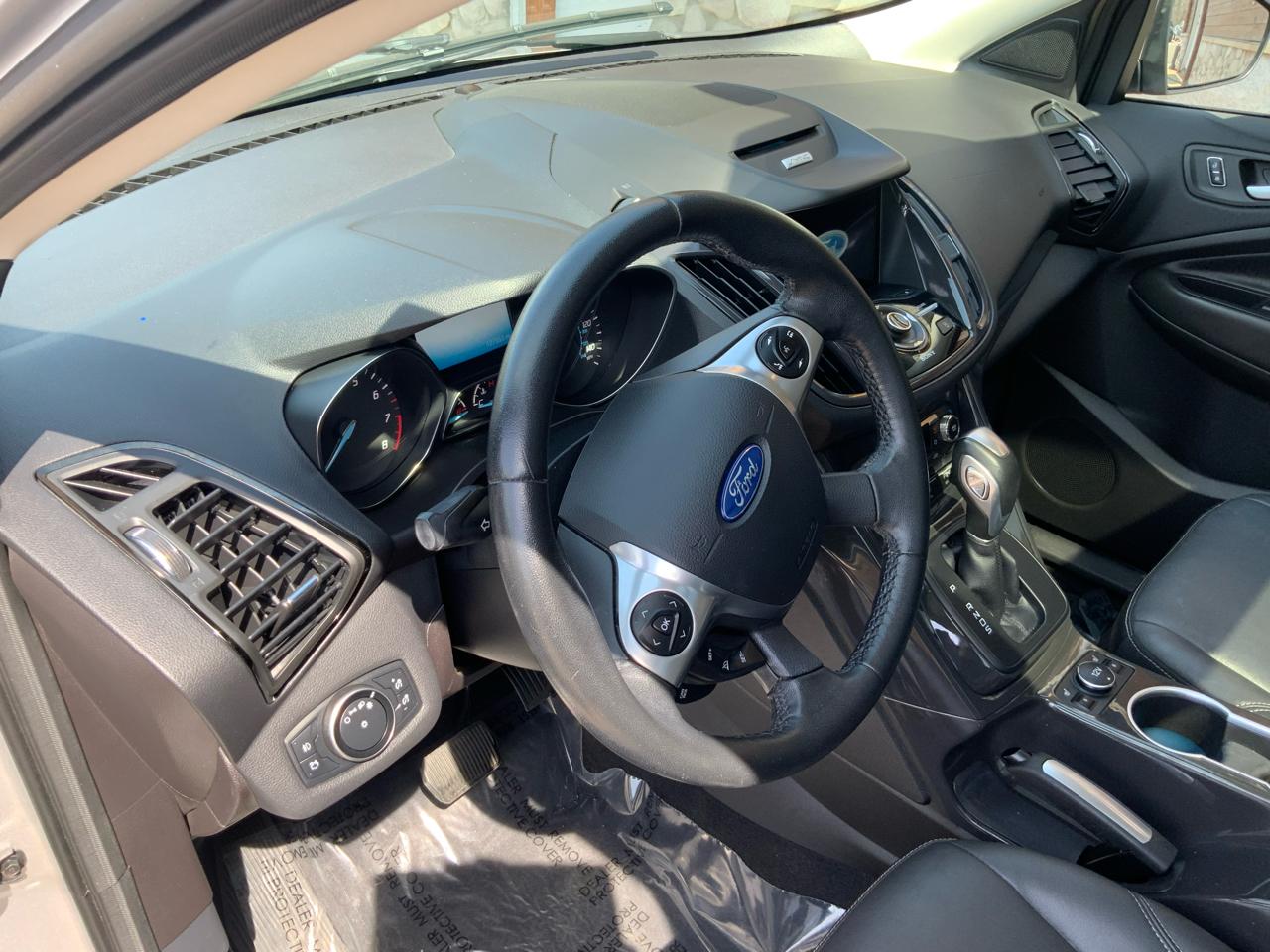 Ford Escape Titanium 4WD 2016