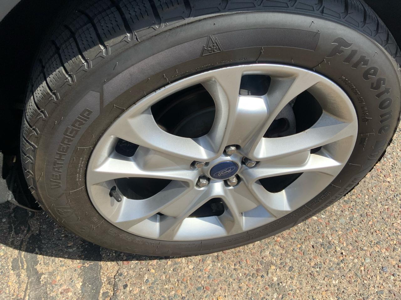 Ford Escape Titanium 4WD 2016