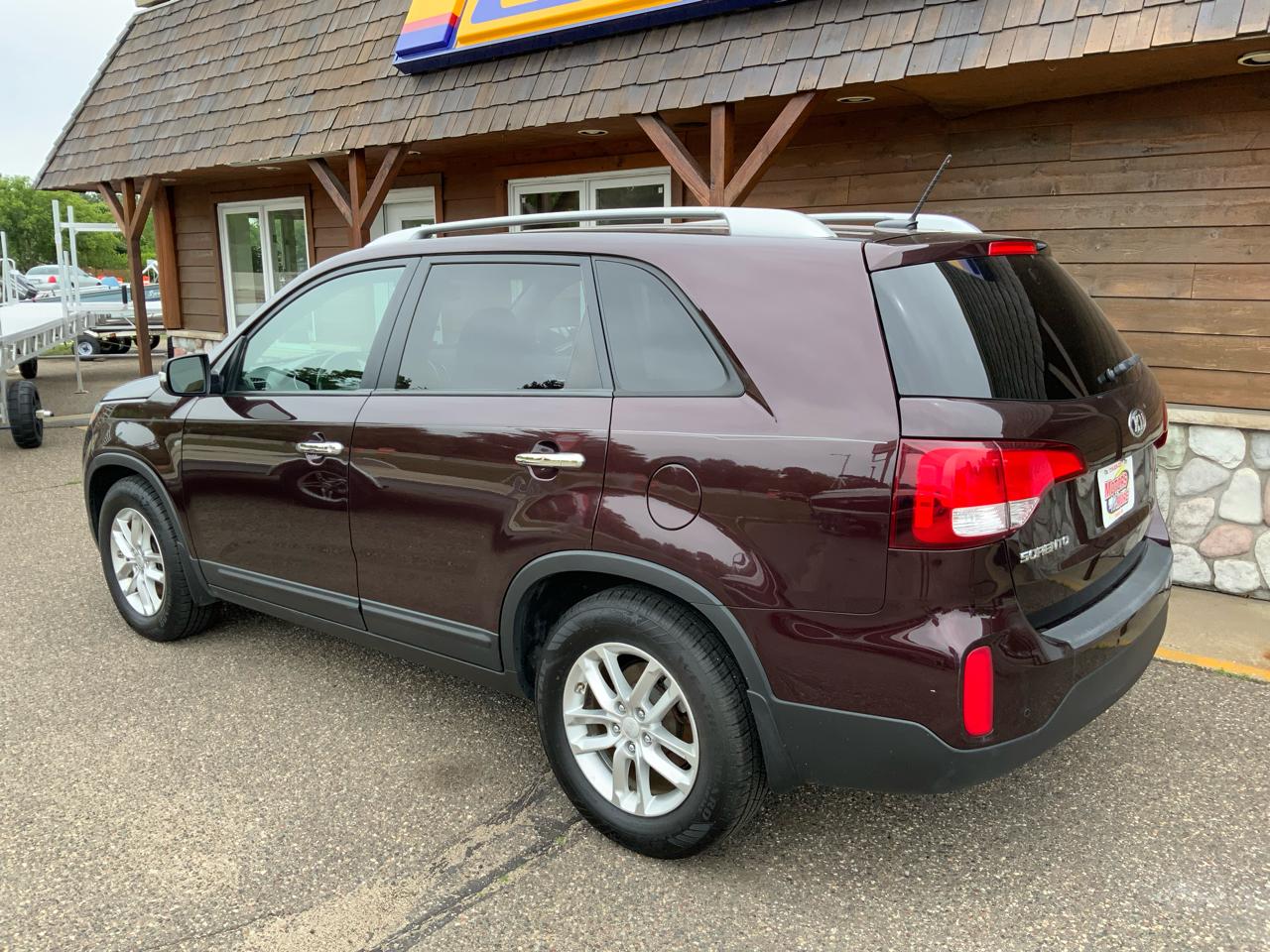 Kia Sorento LX 2WD 2014