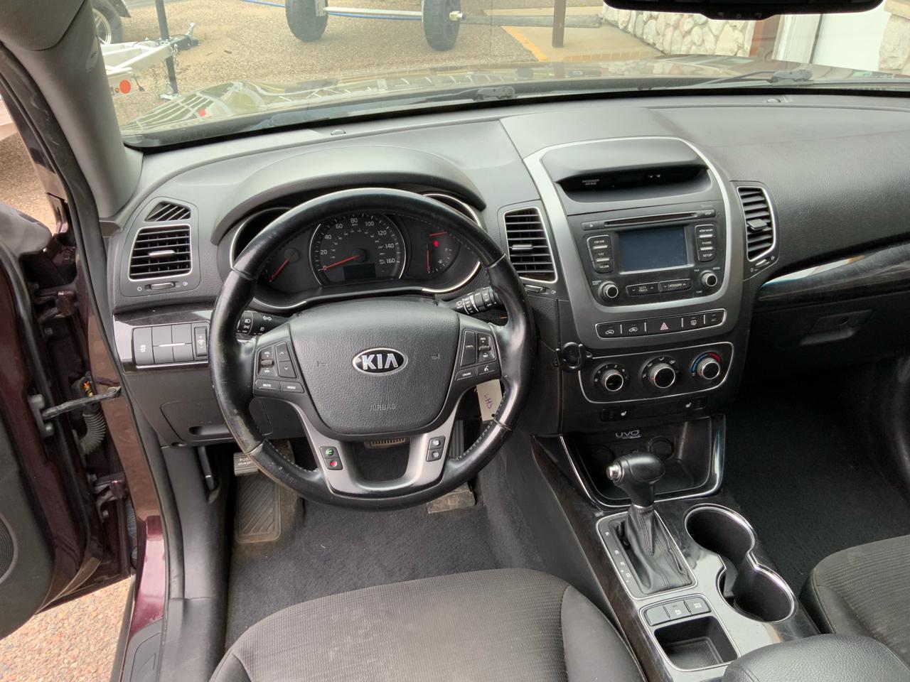 Kia Sorento LX 2WD 2014
