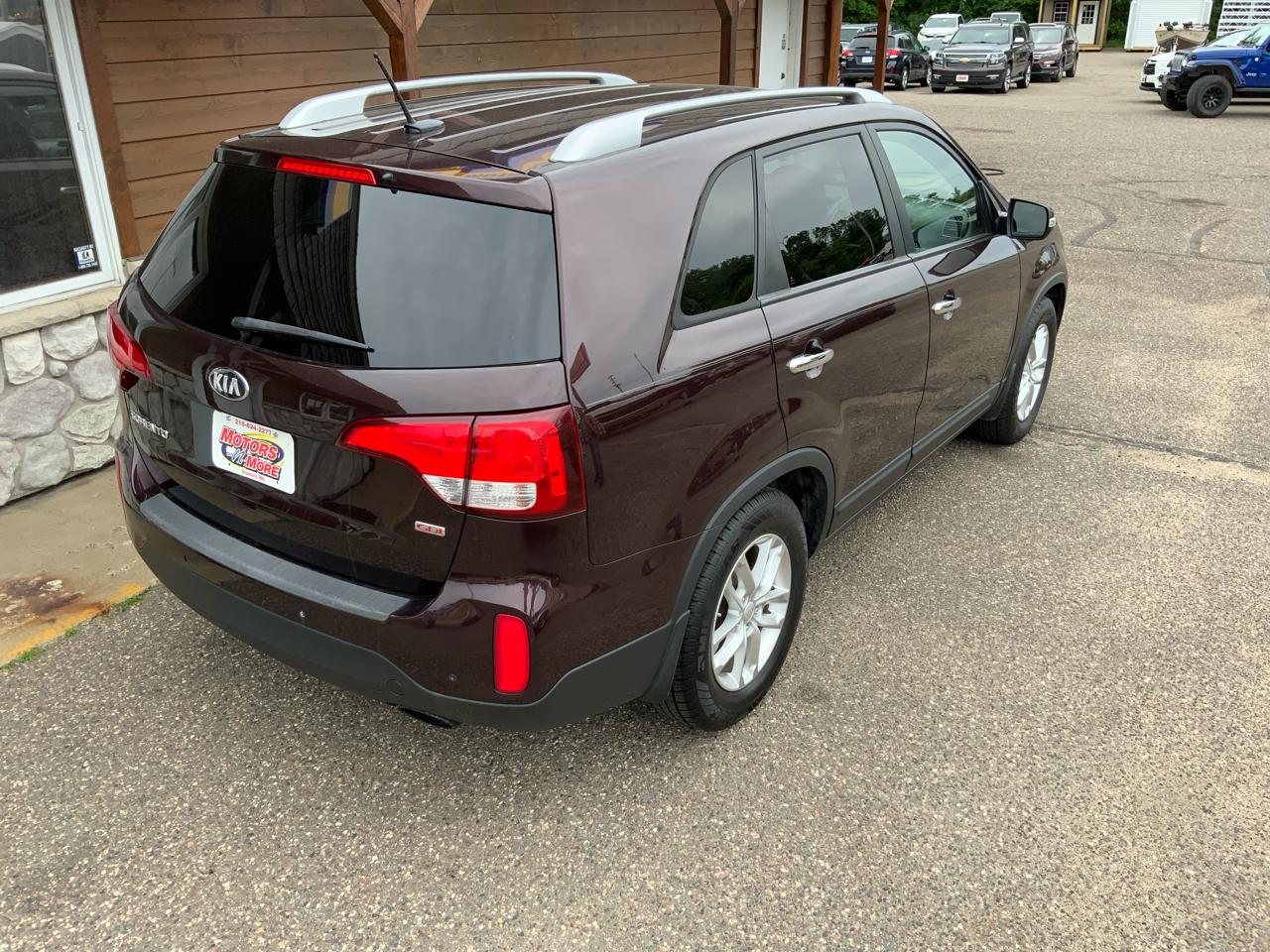 Kia Sorento LX 2WD 2014
