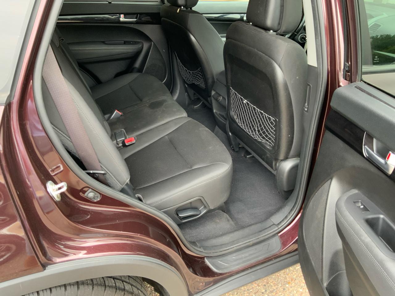 Kia Sorento LX 2WD 2014