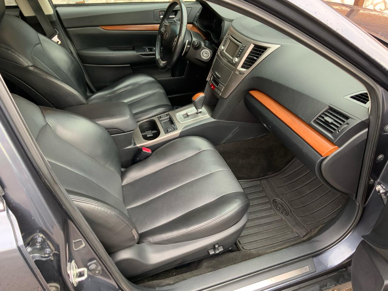 Subaru Outback 2.5i Limited 2014