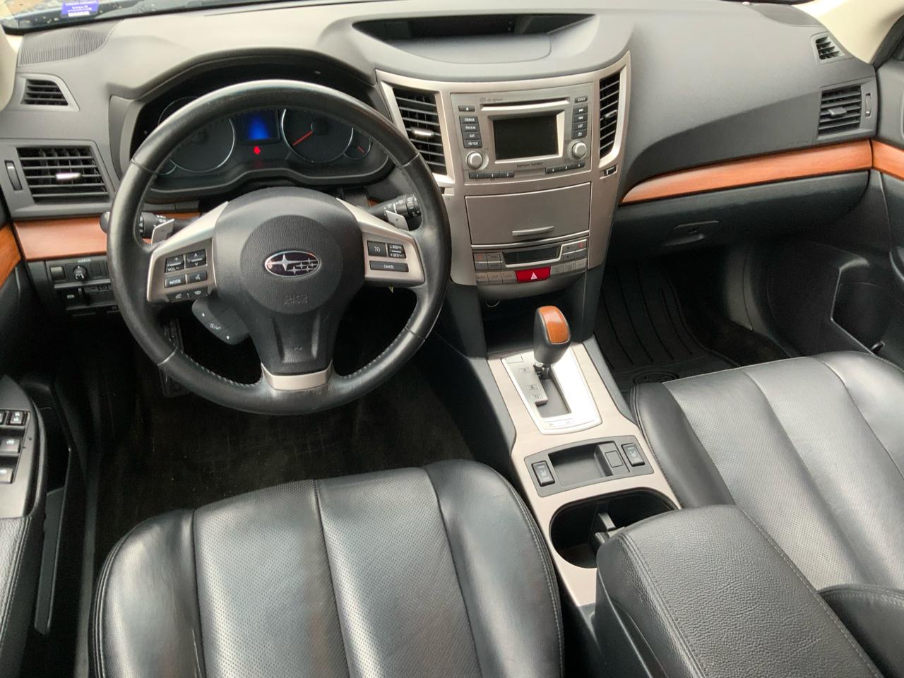 Subaru Outback 2.5i Limited 2014