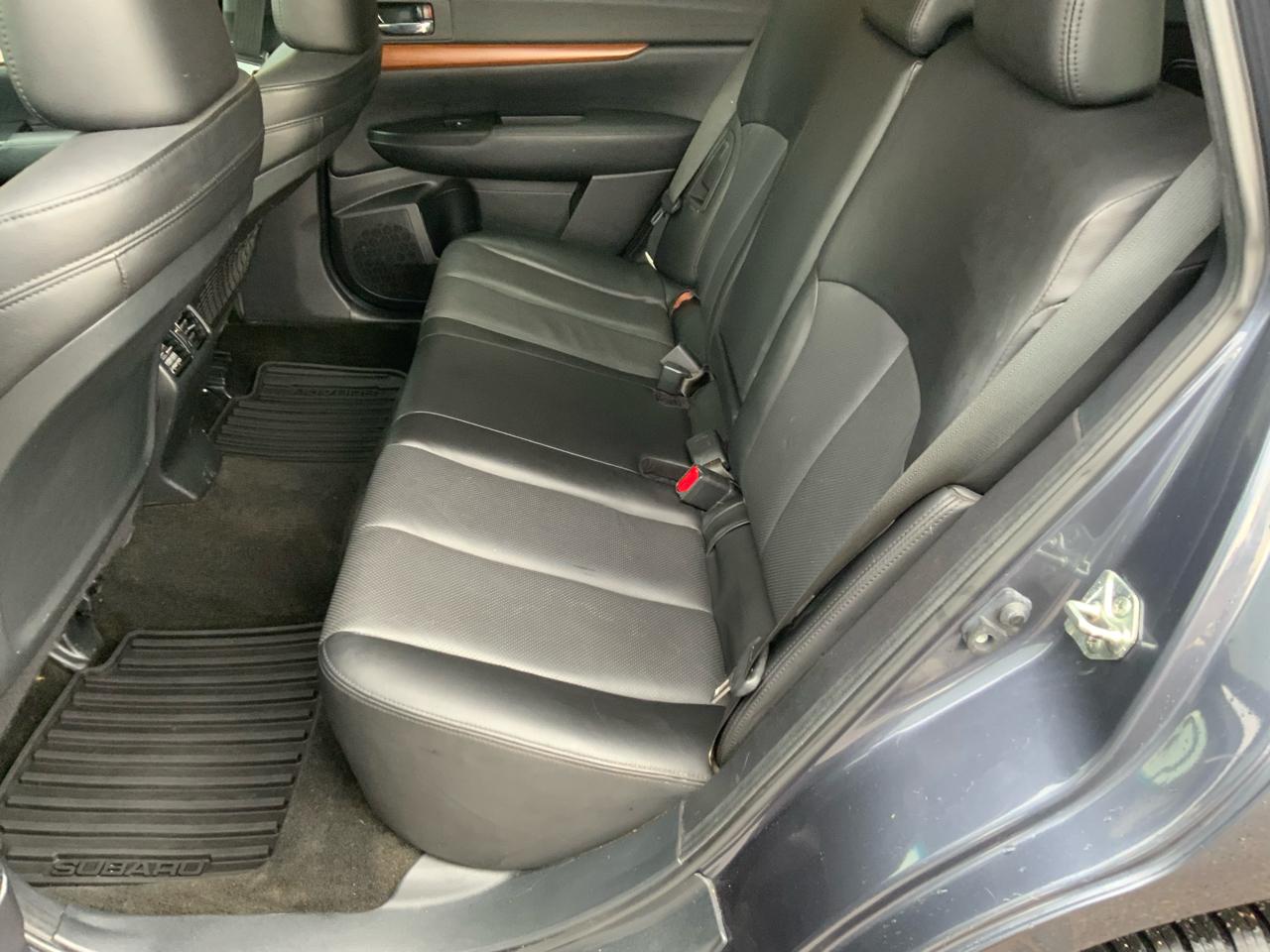 Subaru Outback 2.5i Limited 2014