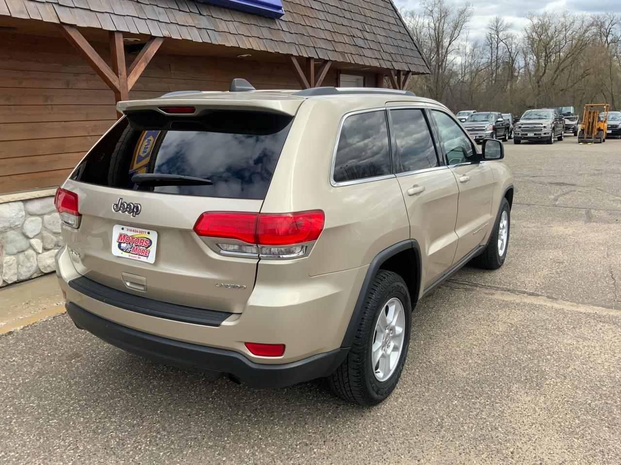 Jeep Grand Cherokee Laredo 4WD 2014