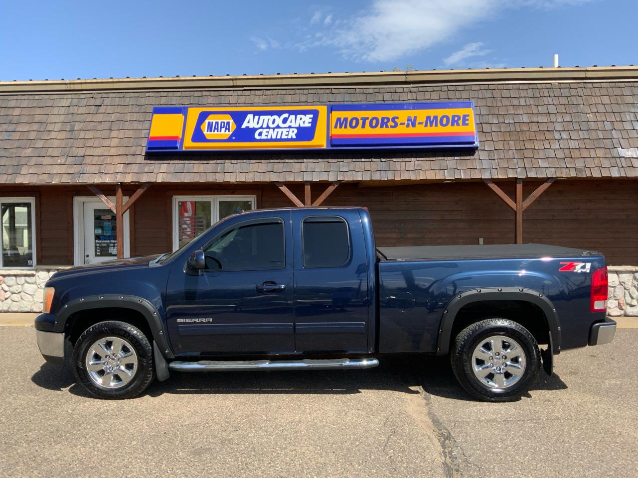 GMC Sierra 1500 SLT Ext. Cab 4WD 2011