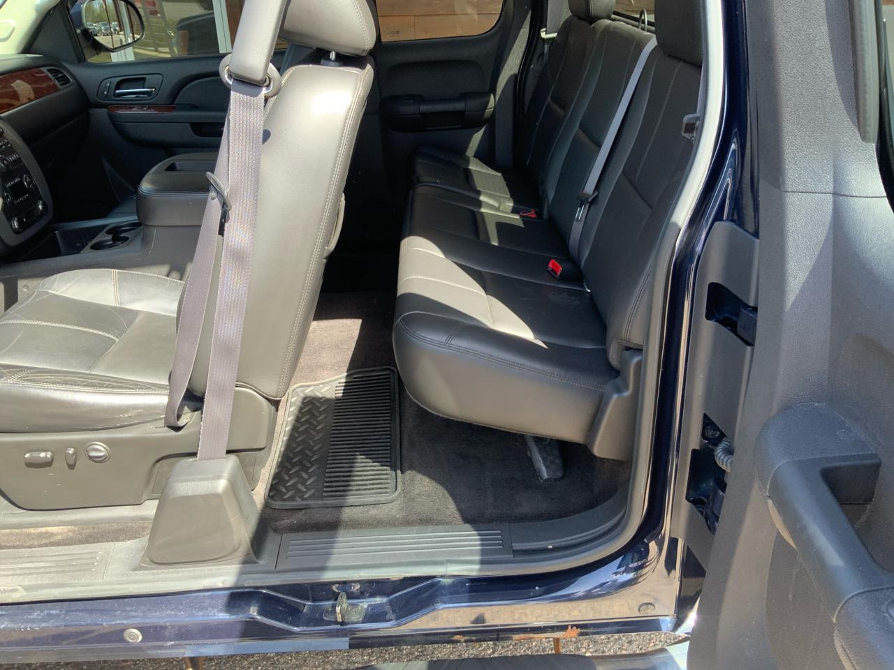 GMC Sierra 1500 SLT Ext. Cab 4WD 2011