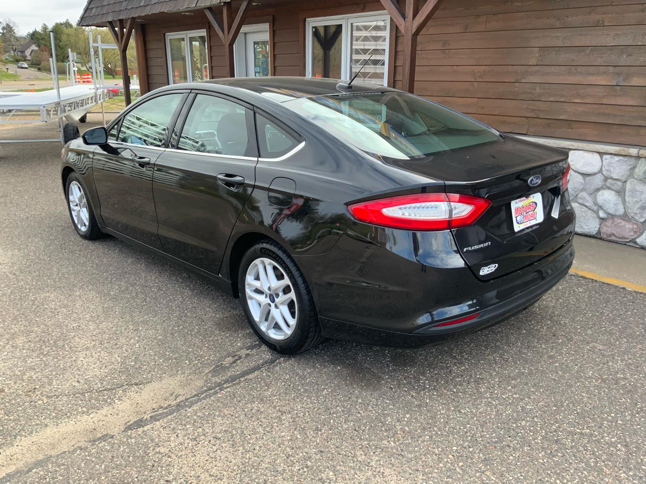 Ford Fusion SE 2015