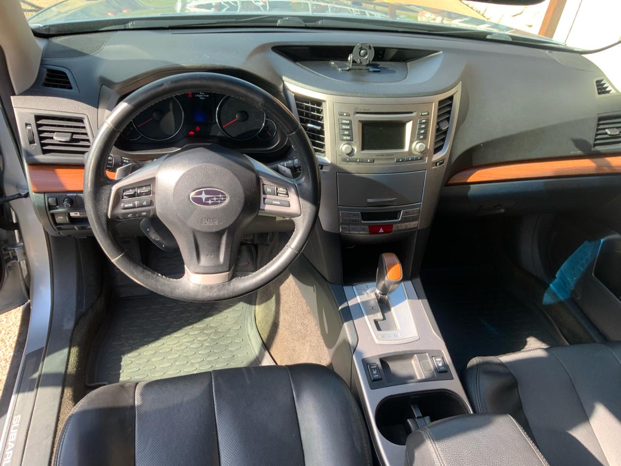Subaru Outback 2.5i Limited 2014