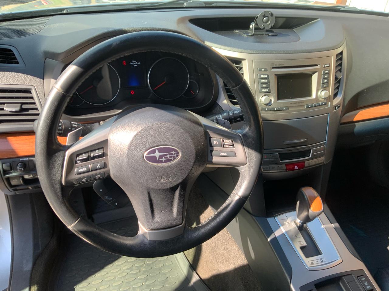 Subaru Outback 2.5i Limited 2014