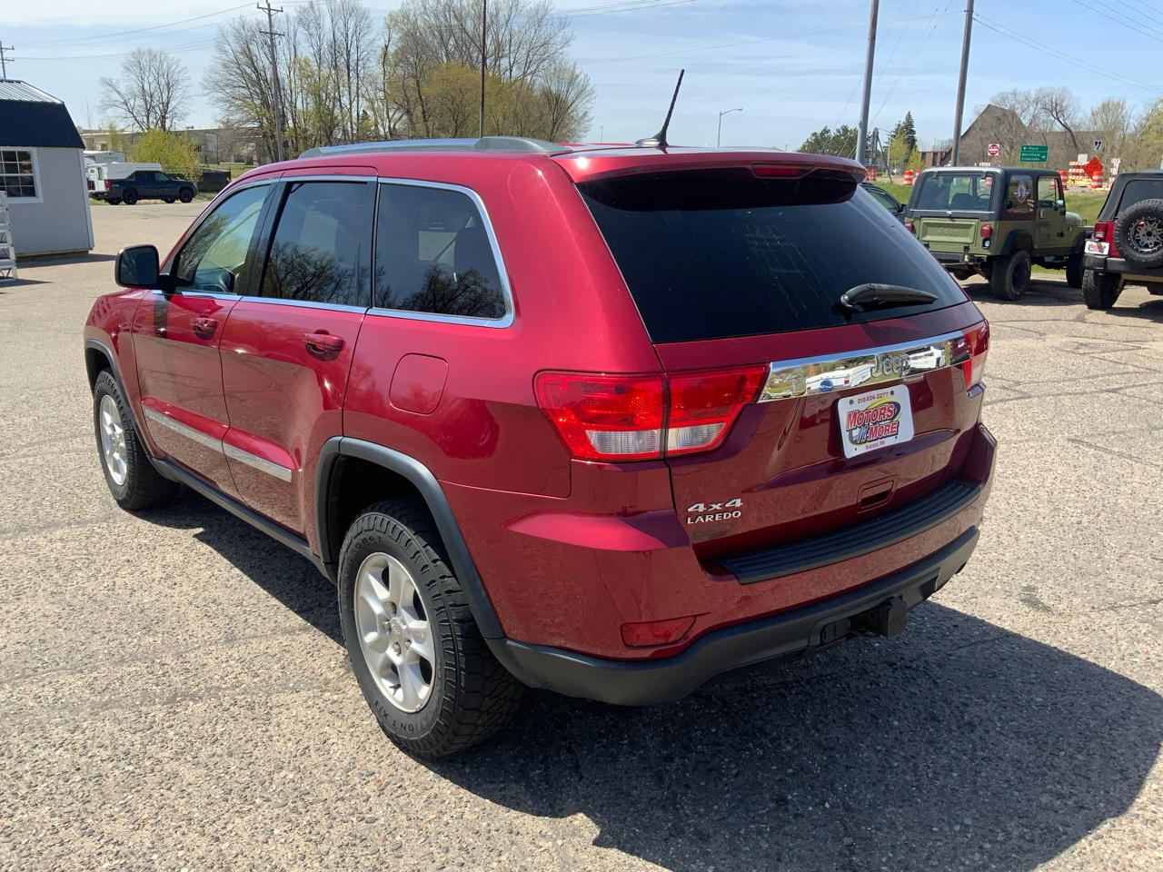 Jeep Grand Cherokee Laredo 4WD 2013
