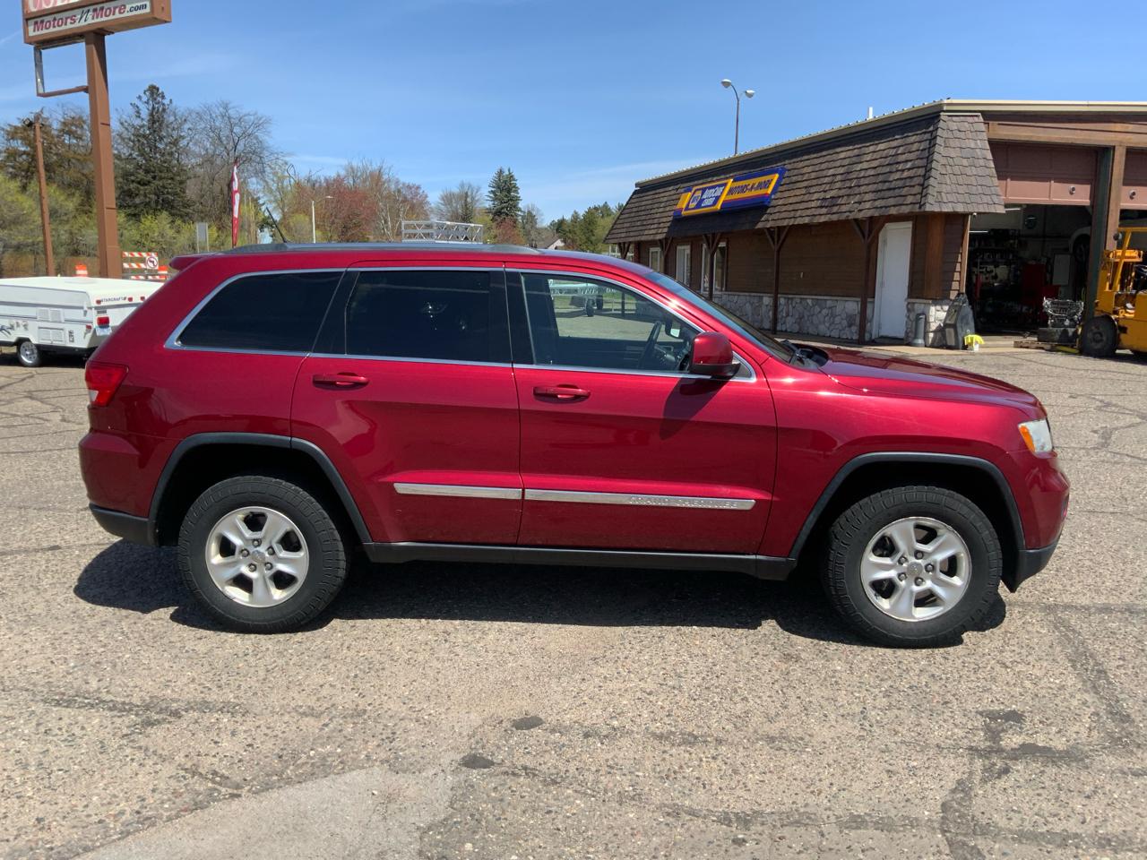 Jeep Grand Cherokee Laredo 4WD 2013