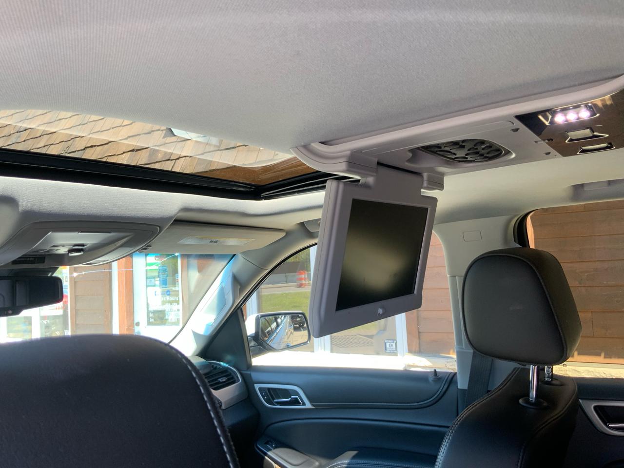 GMC Yukon Denali 4WD 2015