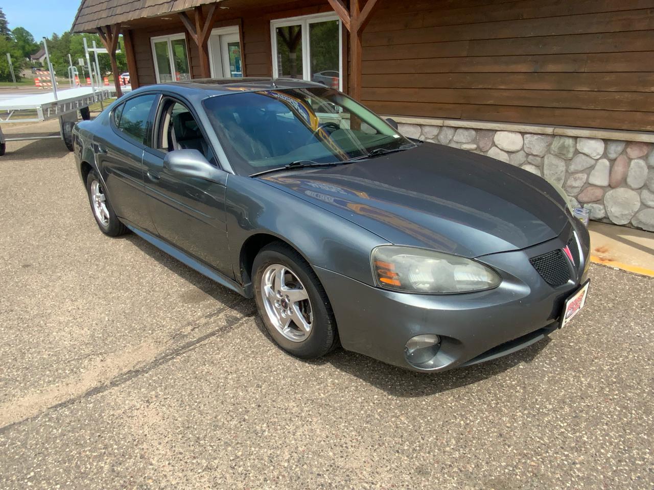 Pontiac Grand Prix GT2 2004