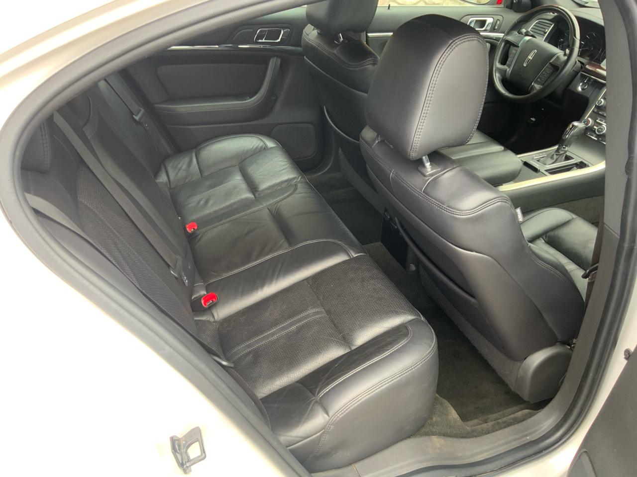 Lincoln MKS 3.7L FWD 2012