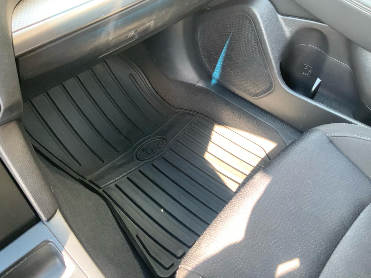 Subaru Legacy 2.5i Premium 2015