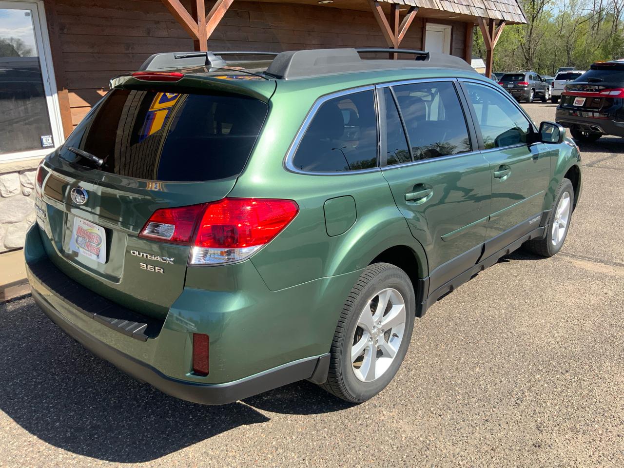 Subaru Outback 3.6R Limited 2013