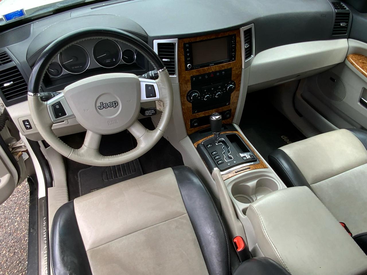 Jeep Grand Cherokee Limited 4WD 2010