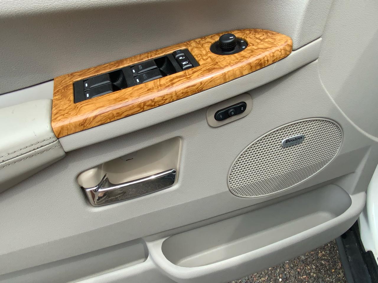 Jeep Grand Cherokee Limited 4WD 2010