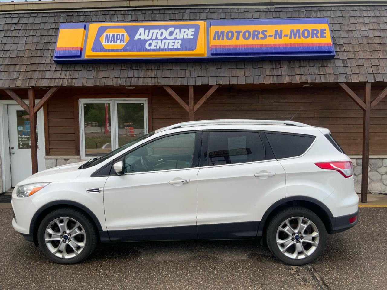 Ford Escape Titanium 4WD 2015