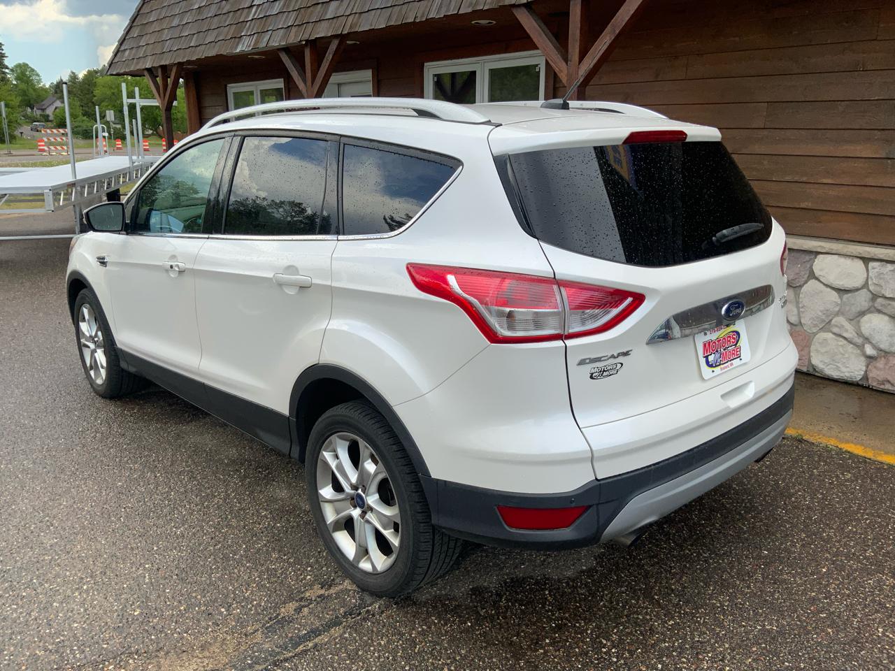 Ford Escape Titanium 4WD 2015