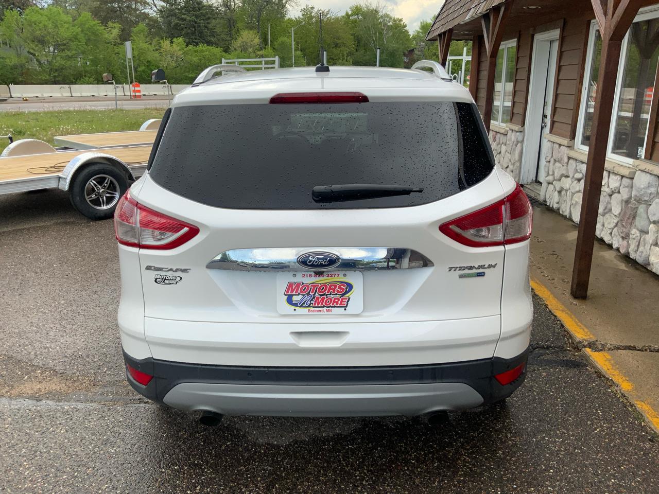 Ford Escape Titanium 4WD 2015