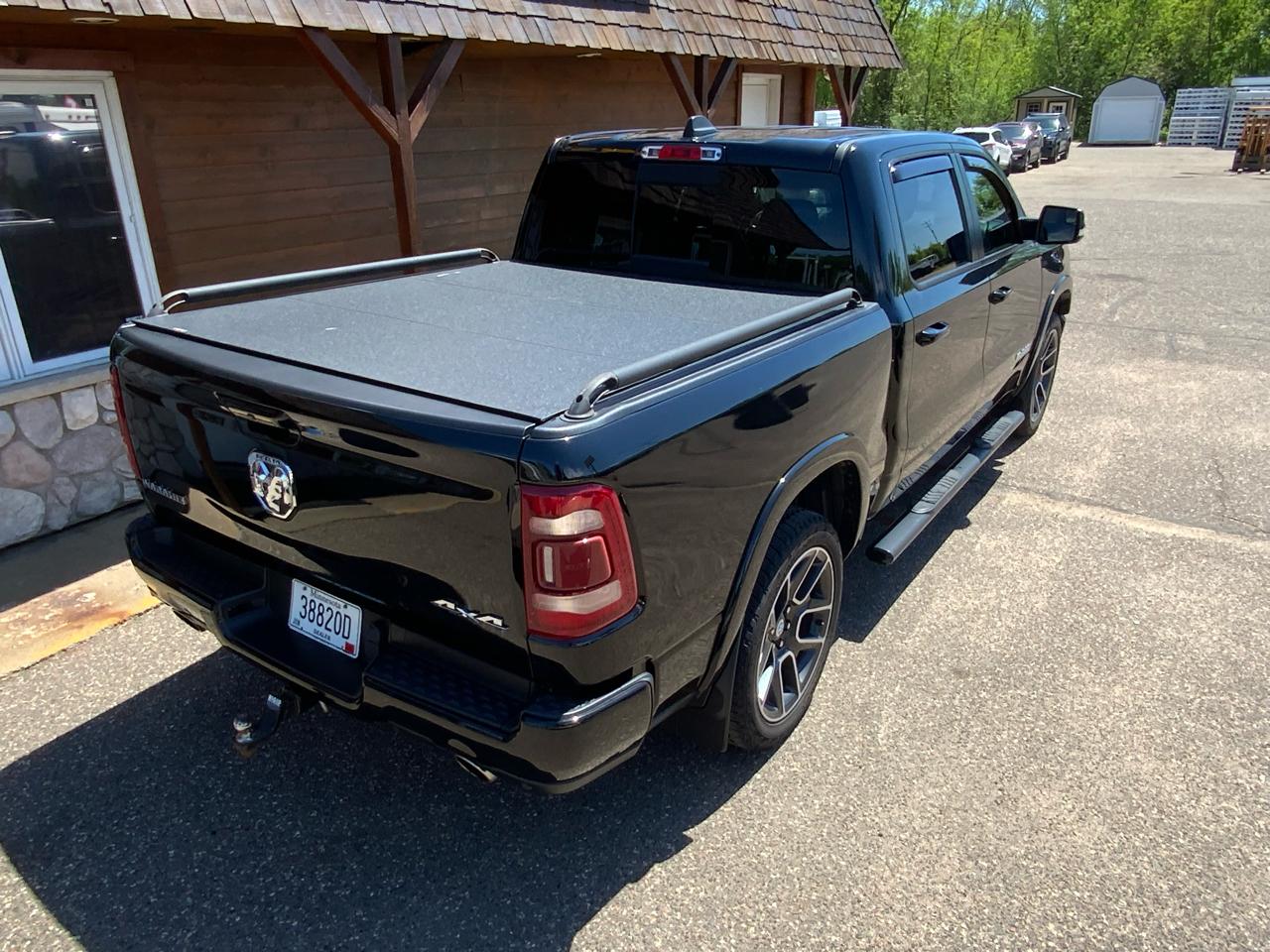 RAM 1500 Laramie Crew Cab SWB 4WD 2019