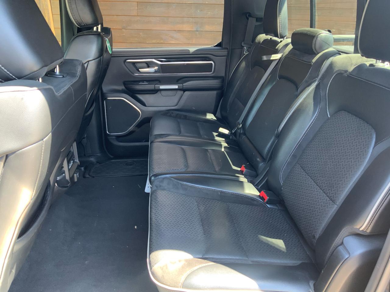 RAM 1500 Laramie Crew Cab SWB 4WD 2019