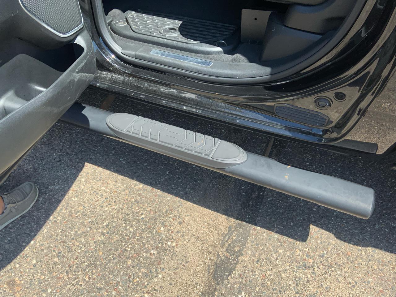 RAM 1500 Laramie Crew Cab SWB 4WD 2019
