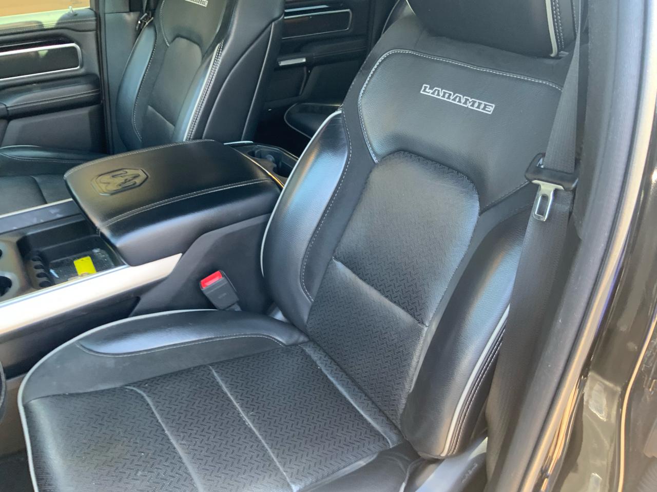 RAM 1500 Laramie Crew Cab SWB 4WD 2019