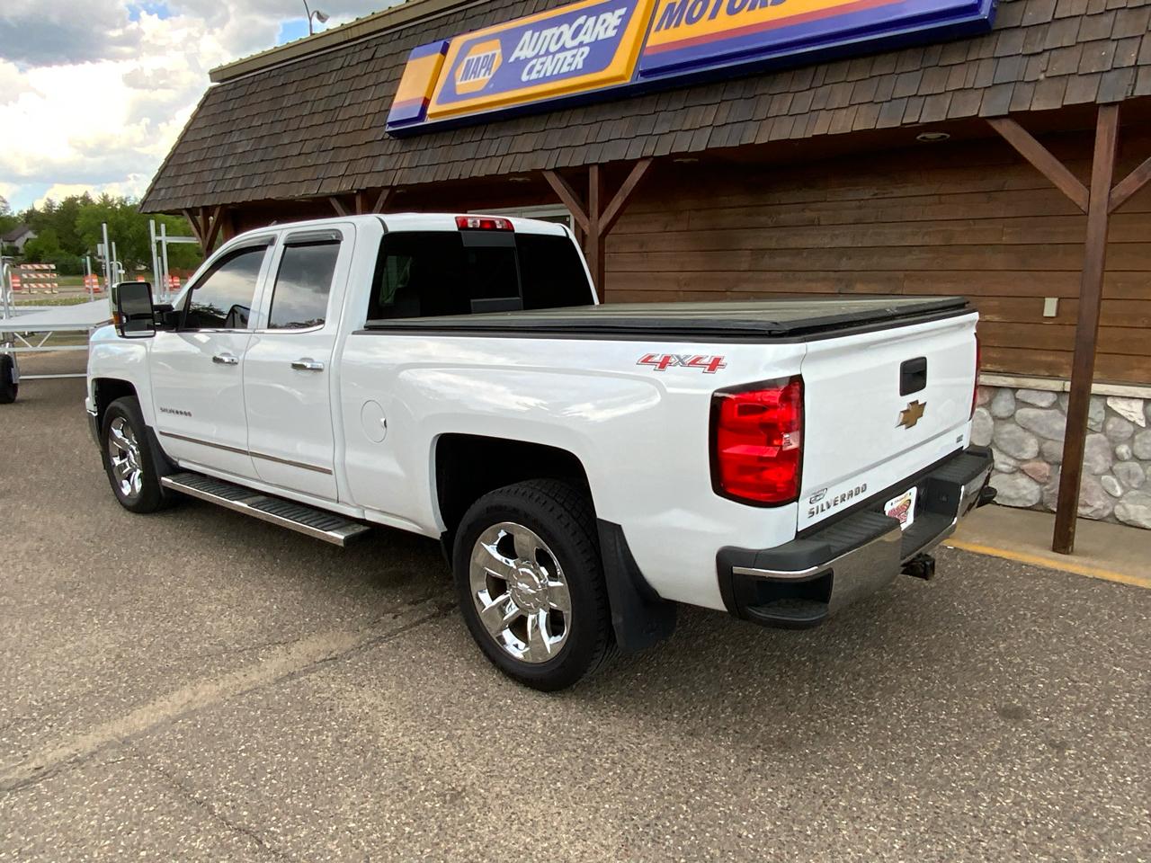 Chevrolet Silverado 1500 LTZ Double Cab Short Box 4WD 2015