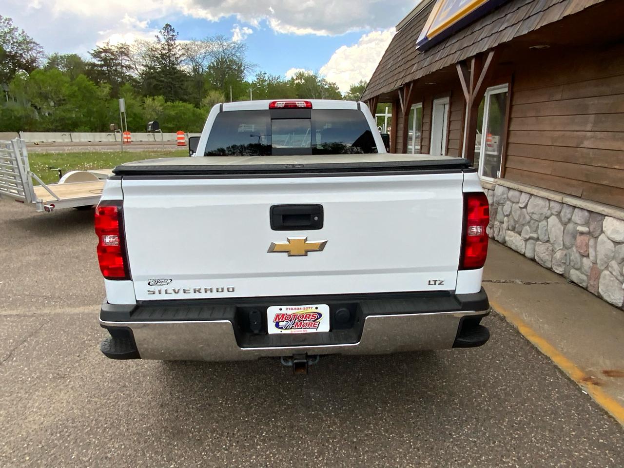 Chevrolet Silverado 1500 LTZ Double Cab Short Box 4WD 2015