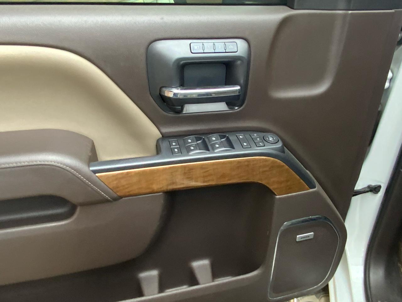 Chevrolet Silverado 1500 LTZ Double Cab Short Box 4WD 2015