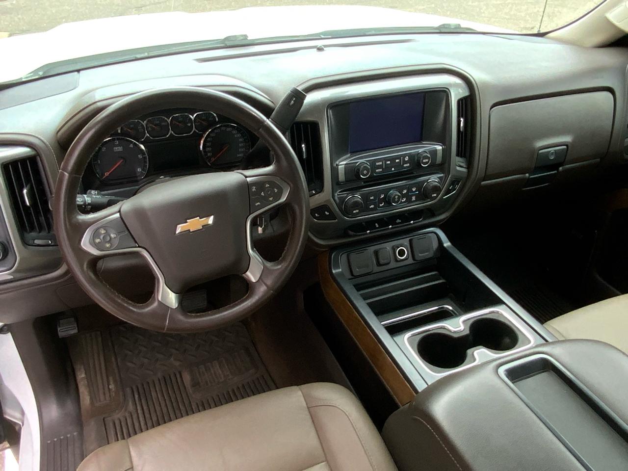 Chevrolet Silverado 1500 LTZ Double Cab Short Box 4WD 2015