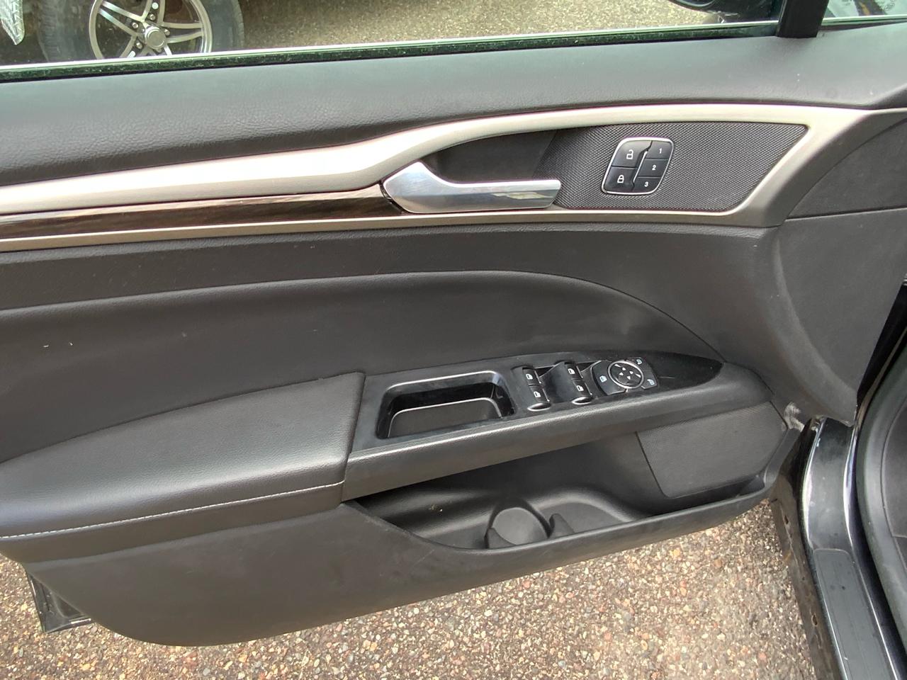 Ford Fusion SE 2014