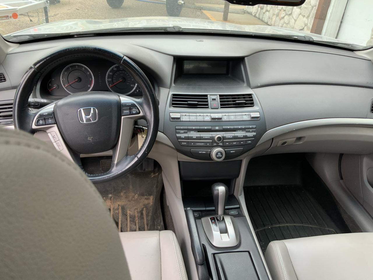 Honda Accord EX-L Sedan AT 2010